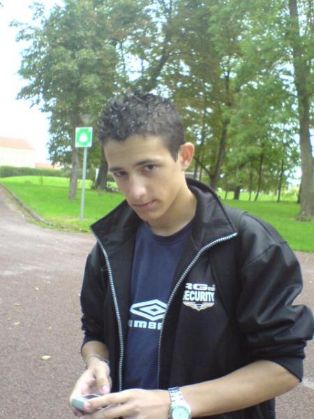 Voici Quentin ou plu connu sous le nom de darbeu